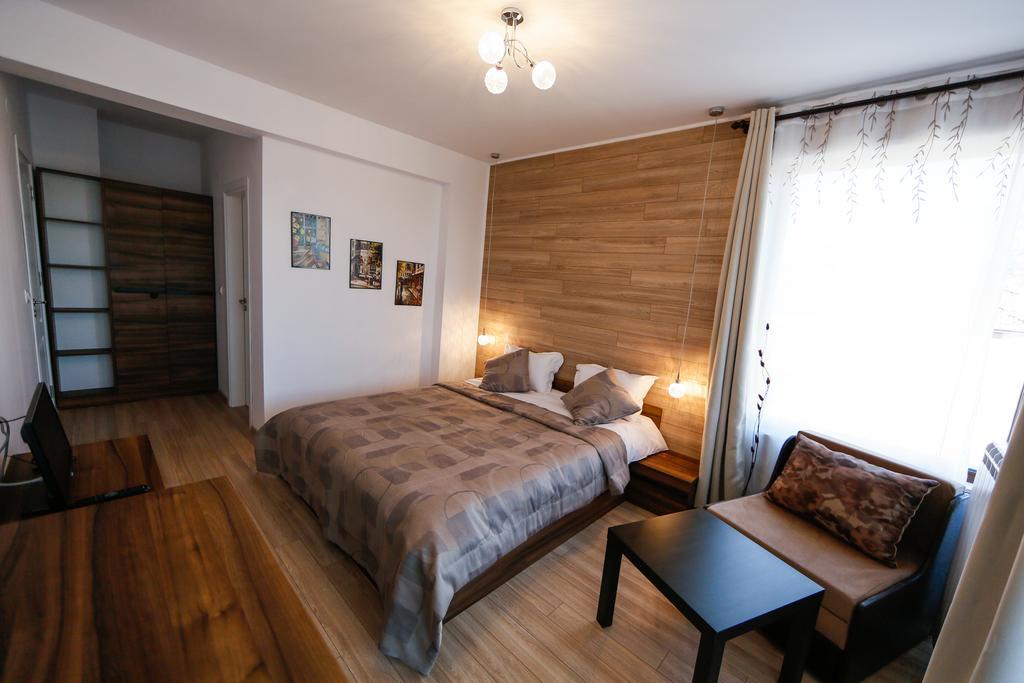 Twin House Konukevi 3*
